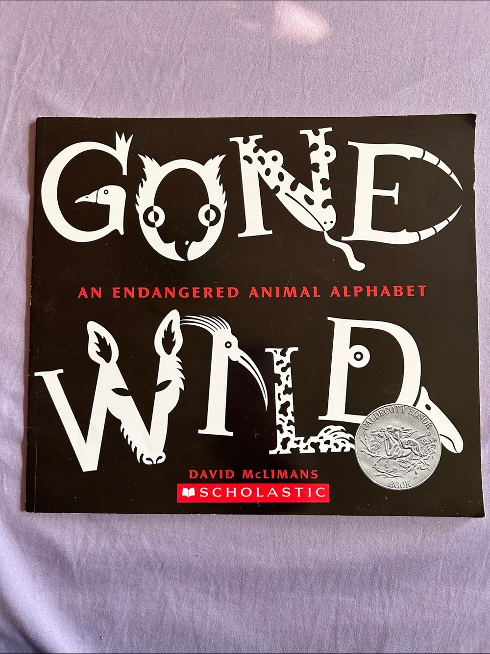 Scholastic Gone Wild - Black & White Reptile Alphabet Book